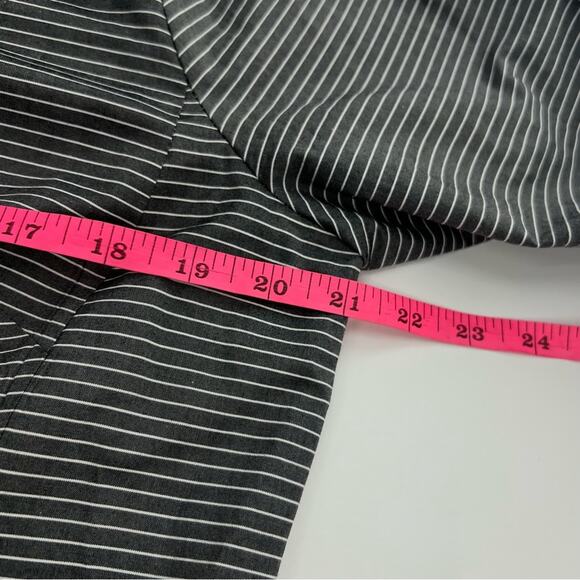 Lafayette 148 cotton poplins pinstripe button down shirt gray white sz 16 - Picture 4 of 6